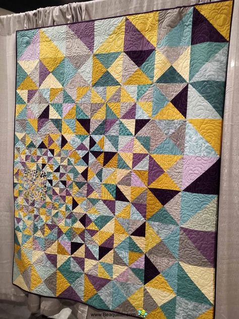 A few Quiltcon quilts which are Accuquilt friendly - Beaquilter Accuquilt 8" Cube Patterns, Accuquilt Projects Ideas, Accuquilt Patterns, Quilt Blocks Easy, Cube Pattern, Scrap Quilt Patterns, Scrap Quilt, Star Blocks, Modern Quilt