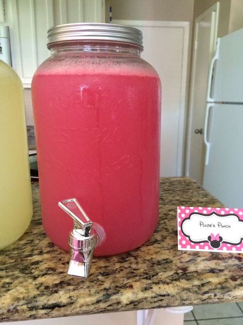 Tickle Me Pink Punch Minnie Mouse, Minnie Mouse Party Drinks, Food Ideas For Minnie Mouse Party, Minnie Mouse Drink Ideas, Minnie Mouse Park Party Ideas, Minnie Mouse Birthday Pool Party Ideas, Minnie Mouse Birthday Snack Ideas, Minnie Mouse Party Foods, Minnie Mouse Party Food Ideas