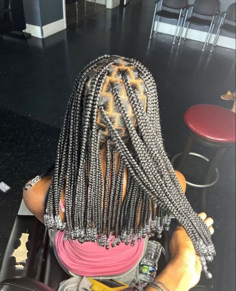 Hairstyles Fake Hair Braids, Mid Back Knotless Braids With Beads, Mid Back Braids For Black Women, Medium Length Box Braids With Beads, Box Braids Hairstyles With Beads, Fake Hair Braids, Black Hair Protective Styles, Short Box Braids Hairstyles, Braided Hairstyles For Black Women Cornrows