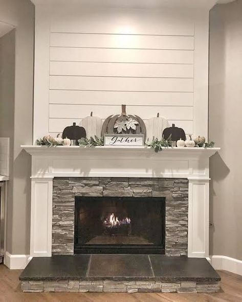 Whether your style modern, rustic, or vintage, these fireplace mantel ideas will light up any space. Fireplace With No Hearth, Master Fireplace, Farmhouse Fireplace Mantels, Fireplace Redo, Basement Fireplace, Brick Fireplace Makeover, Fireplace Mantle Decor, Shiplap Fireplace, Living Room Renovation