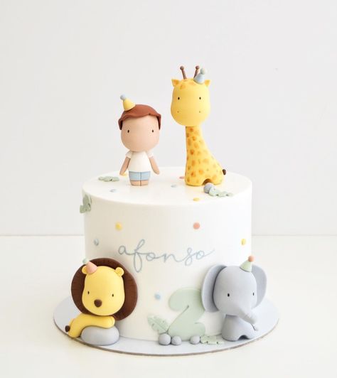 First Birthday Animal Cake, Party Animal First Birthday Cake, Cake Wild One, Bolo Buttercream, Pastel Safari, Jungle Birthday Cakes, Cars Theme Cake, Baby Boy Birthday Cake, Animal Birthday Cakes