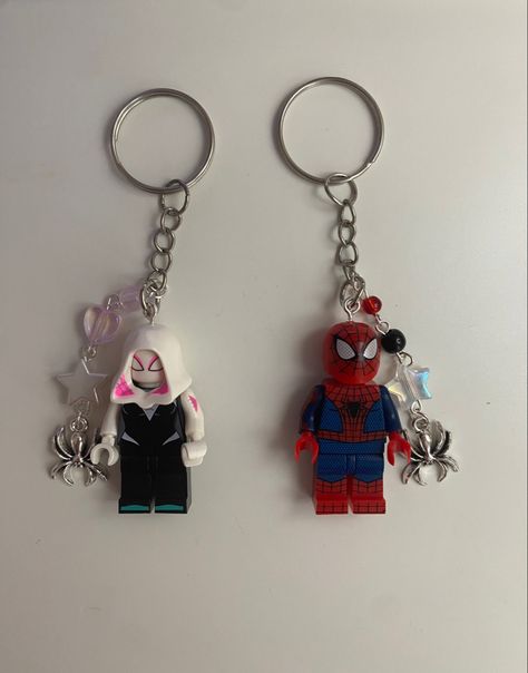 Matching Lego Keychain, What To Get Bf For Christmas, Keychain For Boys, Couple Things To Buy, Gifts For Bf, Matching Couple Things, Matching Keychains Couples, Lego Spiderman, Spiderman Gifts