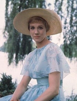 Julie Andrews as Maria von Trapp. Loved this dress too. Dresses Vampire, Christopher Reeves, Charles And Diana Wedding, Sound Of Music Movie, Diana Wedding, Christopher Plummer, The Sound Of Music, Lauren Graham, Alexis Bledel