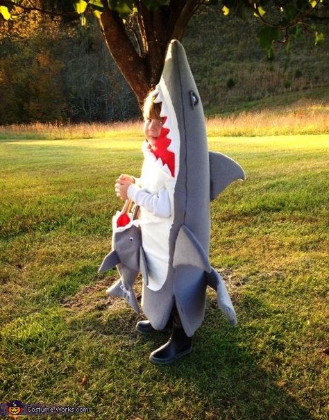 Cute Shark Costume, Shark Costume Diy, Dog Shark Costume, Toddler Shark Costume, Fish Costume Kids, Diy Shark Costume, Shark Onesie Halloween Costumes, Shark Custome Kids, Shark Diy