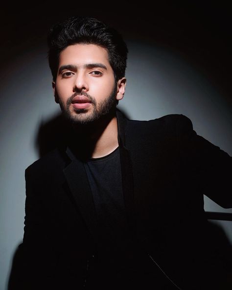 184.9k Likes, 3,479 Comments - ARMAAN MALIK 🧿 (@armaanmalik) on Instagram: “eyes on the prize.” Armaan Malik Pics, Armaan Malik Wallpaper, Armaan Malik, Beautiful Blonde Hair, Dear Crush, Love Picture Quotes, Handsome Prince, Eyes On The Prize