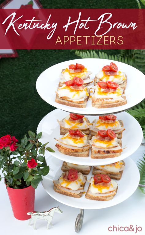 Hot Brown Appetizer, Kentucky Derby Appetizers Parties Food, Derby Cupcakes, Kentucky Derby Snacks Party Recipes, Mini Hot Browns, Mini Hot Brown Appetizers, Easy Kentucky Derby Appetizers, Kentucky Derby Dip Board, Kentucky Hot Brown Appetizer