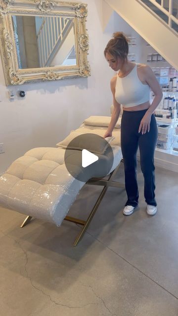 Shekinah Garner on Instagram: "@vellwood_usa is the only brand I dreamed of for my facial studio upgrade… and they did not disappoint! 

Check out the arrival and assembly of my NEW facial bed and chair! 

I’m so excited to finally be able to upgrade from my old portable massage table to this luxurious and comfortable bed for my clients. 

Order yours today and use code SHEKINAH for a lovely discount 🫶🏽" Diy Massage Table, Facial Studio, Bed And Chair, Diy Massage, Facial Bed, Comfortable Bed, Massage Table, Table Set Up, The Arrival