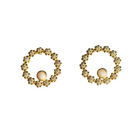 🌟 Transform moments into memories with our Circle of Love Breastmilk Earrings DIY Kit. ⁣ ⁣ 💫 Crafted from exquisite 925 silver and elegantly plated in yellow gold, this kit offers everything you need to turn your precious breastmilk into a stunning pair of earrings. ⁣ ⁣ Complete with easy step-by-step instructions, create a timeless piece that symbolizes your nurturing bond—a chic and meaningful accessory that starts conversations and celebrates motherhood. ⁣ ⁣ ✨ Ready to make your own? Click... Breastmilk Earrings, Earrings Diy, Baby Milk, Breast Milk, Diy Kit, Diy Earrings, Easy Step, Step By Step Instructions, Diy Kits