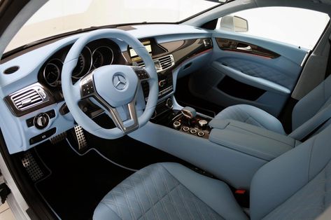 Cars With Blue Interior, Light Blue Car Interior Decor, Car Blue Interior, Light Blue Car Decor, Light Blue Car Interior, Blue Car Accessories Aesthetic, Blue Car Interior Ideas, Blue Interior Car, Blue Car Decor