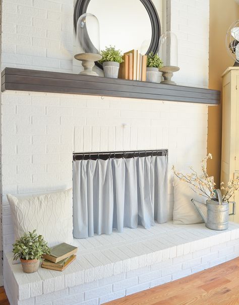 Fireplace Screen Ideas Diy, Fireplace Summer Cover, Farmhouse Fireplace Screen, Fireplace Covers Screen Target, Dyi Fireplace Screen, Fireplace Cover Up, Modern Farmhouse Decor Ideas, Fireplace Bookshelves, Fireplace Cover