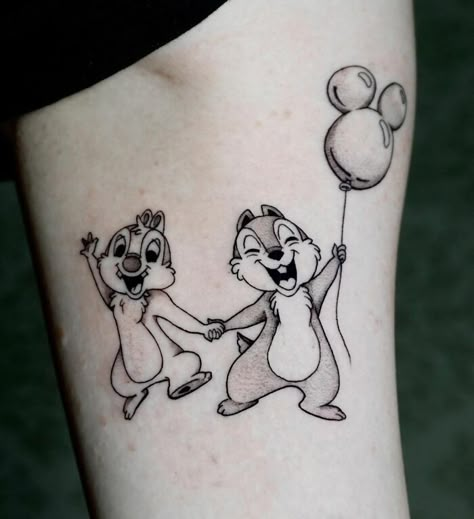 Disney Sisters Tattoo, Mickey And Friends Tattoo, Chip And Dale Tattoo Ideas, Disney Trio Tattoos, Disney Friend Tattoos, Chip N Dale Tattoo, Disney Matching Tattoos Friends, Mother Daughter Tattoos Disney, Disney Best Friend Tattoos