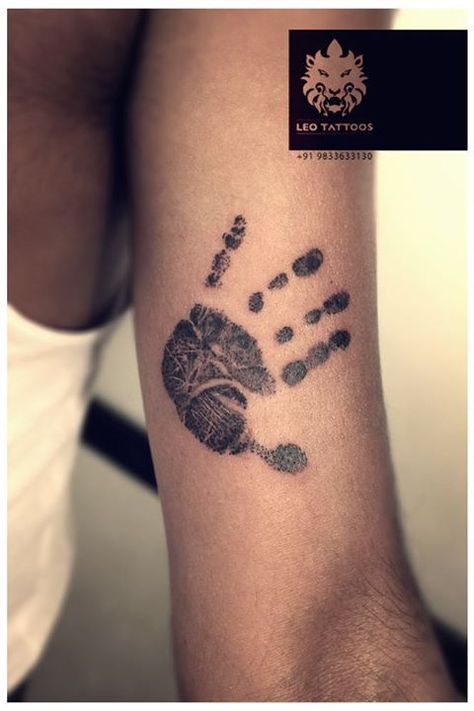 Daughter Handprint Tattoo, Childs Handprint Tattoo, Baby Handprint Tattoo Ideas, Baby Handprint Tattoo, Tattoo For Child, Handprint Tattoo, Matunga Mumbai, Baby Hand Tattoo, Hand Impression