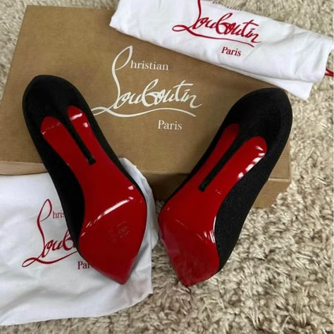 Prom Red Bottoms, Black Heels With Red Bottoms, Red Bottom Heels Aesthetic, Loubuitton Shoes, Louboutin Heels Aesthetic, Christian Louboutin Aesthetic, Black Red Bottom Heels, Black And Red Heels, Luxury Shoes Heels