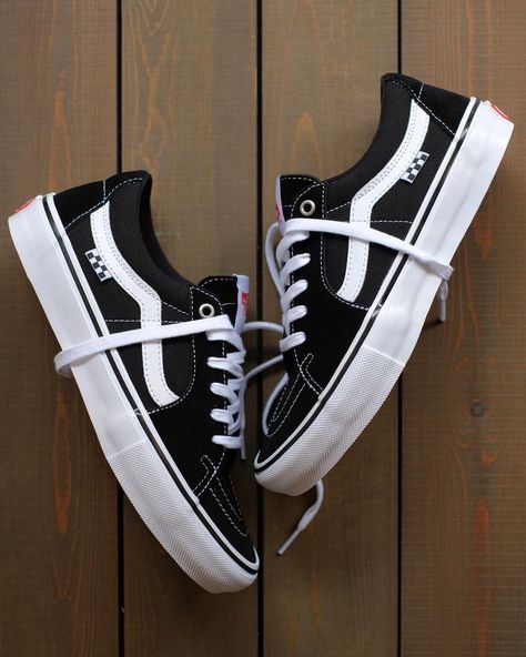 Vans Sk8 Low, Sk8 Low, Shoes Skate, Vans Skate, Vans Sk8, Vans Old Skool Sneaker, Clothes And Shoes, Vans Sneaker, Classic Black