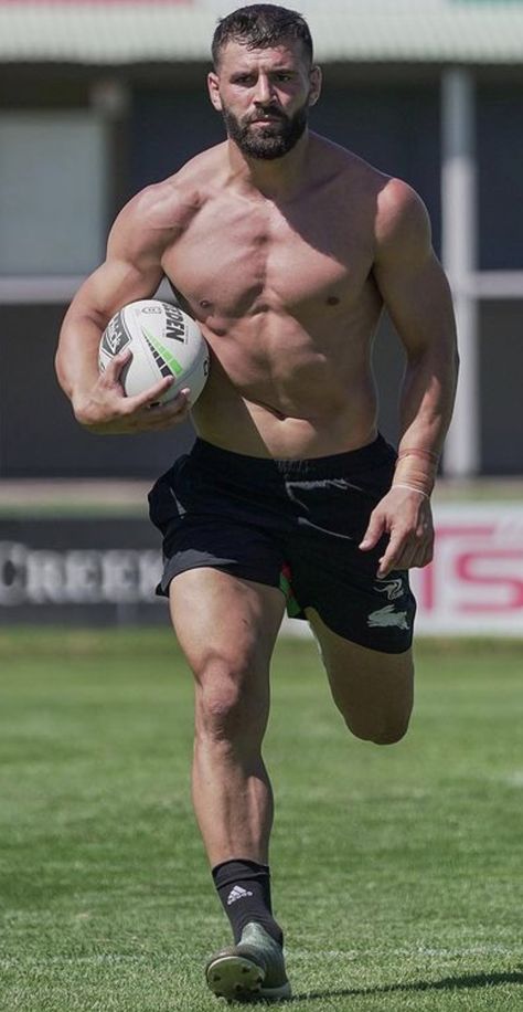 Rugby Body, Hot Rugby Players, Strong Guy, Ufc Boxing, Rugby Player, Rugby Men, Le Male, Rugby Players, Rugby League