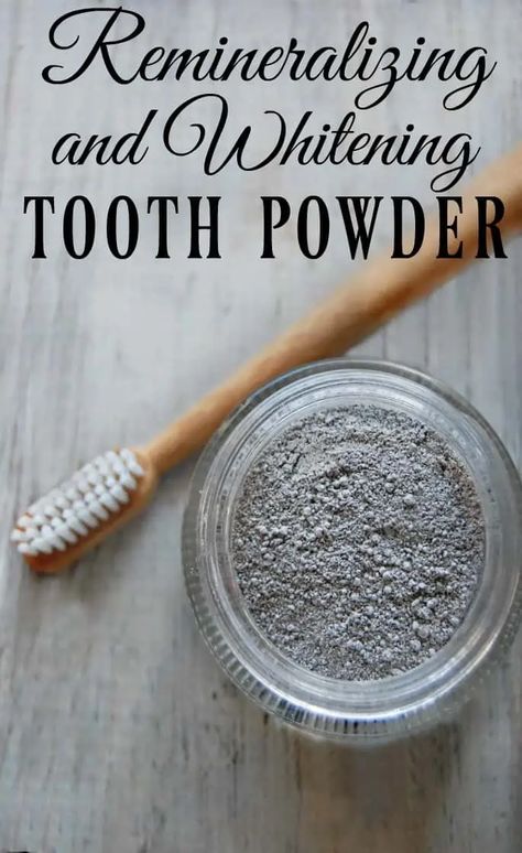 Homemade Toothpaste, Tooth Powder, Baking Soda Uses, Baking Soda Shampoo, Bentonite Clay, Natural Teeth, Oral Health Care, Be Natural, Beauty Recipe