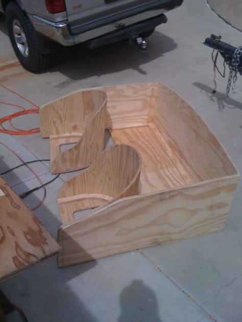 Hey guys, I'm gonna start building seats for my boat sometime this week and was wondering If anyone has built their own seats, I Have a bucket seat Diy Boat Seats, Chris Craft Wood Boats, Chris Craft Boats, Boat Upholstery, Wood Boat Plans, Boat Restoration, Jet Boat, Build Your Own Boat, Wooden Boat Plans