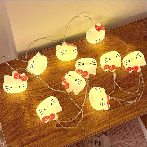 Hello Kitty String Party Lights 10 Hello Kitty Heads Each Hello Kitty Head Is Apprx 2 Inches Wide 2 Are Available: -1 Is Usb Plug -1 Is Battery Operated (2 Aa) Please Let Me Which You Prefer At The Time Of Ordering (Or I Will Just Send By Random Choice) Tags: College Dorm Slumber Party Sleep Over Pajama Party Night Time Vacation Beach, Trendy Trending 60s 70s Acid 80s 90s 00s Y2k Kawaii Cartoon Animation Anime Retro Vintage Punk Emo Hot Topic Goth Gothic Rave Neon Bright Bold Pastel Colorful Dol Anime Retro, Kawaii Hello Kitty, Y2k Kawaii, Animation Anime, Cute Sanrio, Decoration Lamp, Cat Birthday Party, 13th Birthday Parties, Hello Kitty Birthday