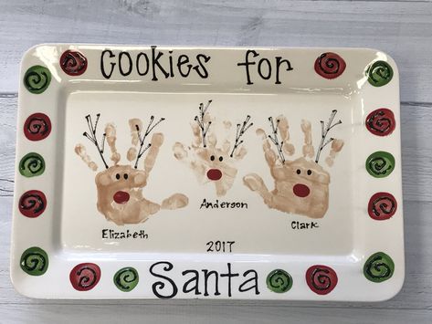 Christmas Pottery — Bristles Art Studio Diy Christmas Plate, Baby Christmas Crafts, Christmas Pottery, Christmas Diy Kids, Christmas Art For Kids, Handprint Christmas, Footprint Crafts, Christmas Crafts For Kids To Make, Paint Your Own Pottery