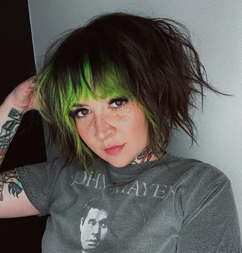 Green Hair Streaks, Hair Steps, Short Green Hair, Neon Green Hair, Vivid Hair, Work Hair, Vivid Hair Color, Creative Hair Color, Bella Hair