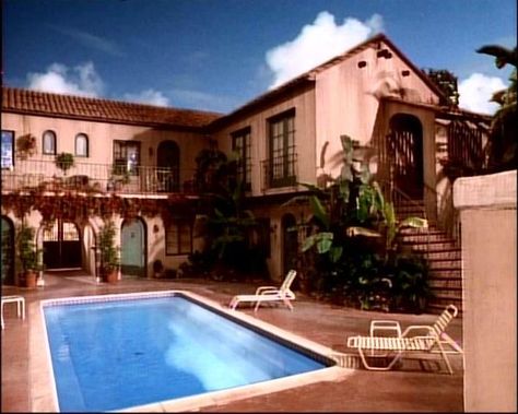 Blue Green Tile, Movie Houses, Patio Grande, Apartment Floor Plan, Melrose Place, Beverly Hills 90210, Open Fireplace, Apartment Layout, Green Tile