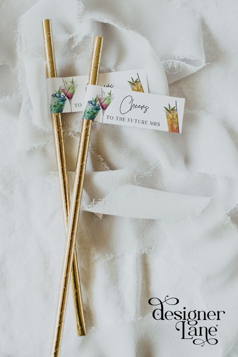 You can have fun with these templates and edit your way to creating these DIY cost efficient straw banners for your next event. Tropical Wedding Favor, Birthday Straws, Straw Tags, Wedding Straws, Wedding Flags, Gold Straws, Flag Template, Straw Flags, Party Straws