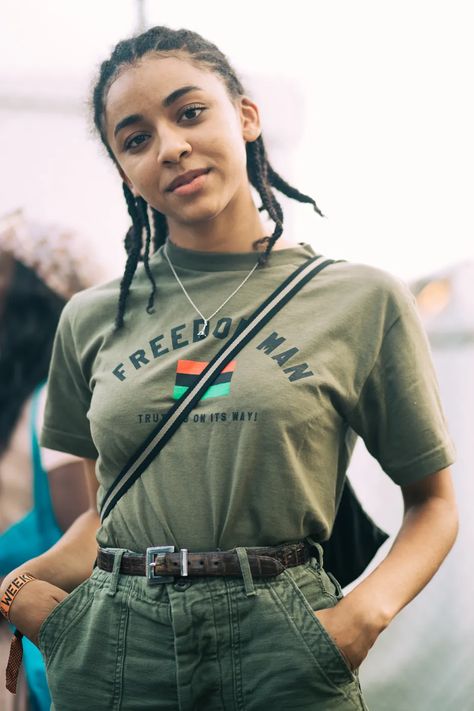 56 Afropunk Photos That Remind Us Being Black Is Lit | HuffPost Voices Afropunk Aesthetic, Afropunk 2017, Punk Style Women, Afro Punk Fashion, Chicana Style, Afro Style, Afro Punk, Women Street, Punk Style