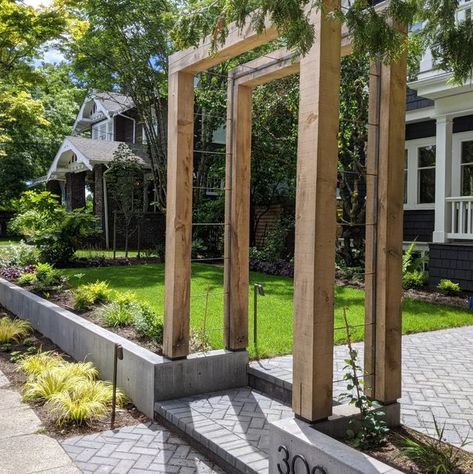 Garden Arbor Ideas, Entry Arbor, Modern Arbor, Timber Arbour, Front Garden Entrance, Concrete Retaining Wall, Arbor Ideas, Paver Path, Deco Champetre