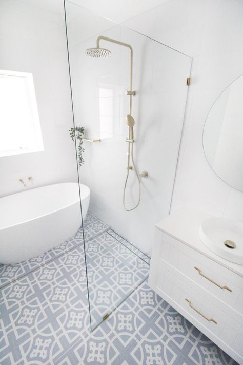 Wet Rooms - Pros and Cons - On The Ball Bathrooms Small Wet Room Bathroom, Wet Area Bathroom, Small Narrow Bathroom Layout, Long Bathroom Layout, Long Narrow Bathroom Ideas, Narrow Bathroom Layout, Long Narrow Bathroom, Small Wet Room, Long Bathroom