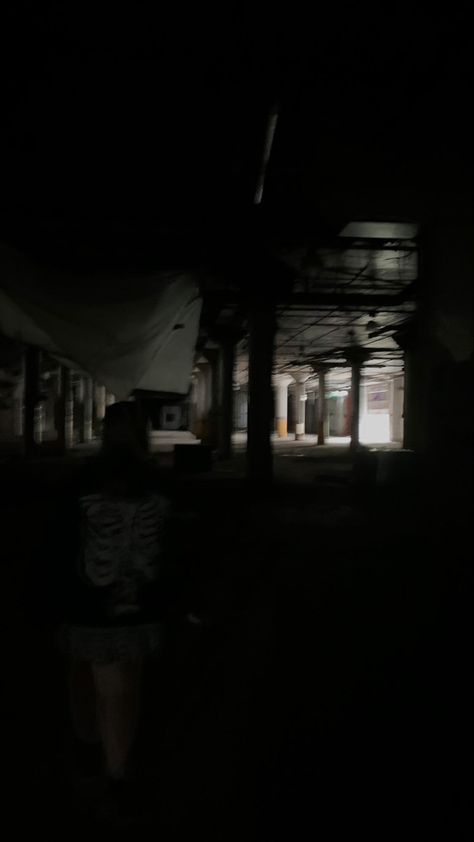 #friends #hangout #dark #old #abandoned #aesthetic #building #factory Abandoned Aesthetic, Friends Hangout, Aesthetic Building, Abandoned Buildings, Dark Aesthetic, Hanging Out, Hunting, Building