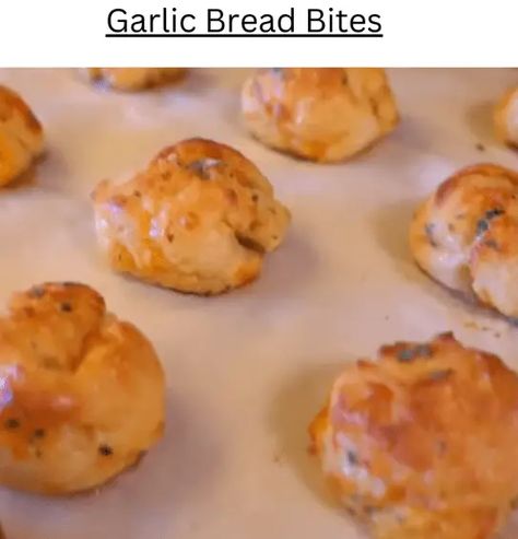 Keto Garlic Bread Bites, Garlic Bread Bites, Keto Garlic Bread, Bread Bites, Healthy Breads, Heathy Snack, Keto Board, Keto Snacks Easy, Garlic Rolls