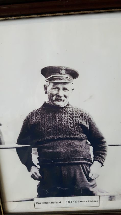 Robert Harland, Whitby lifeboat, cox, 1931-35 Fisherman Sweater Aesthetic, Fisherman Art, Fishermans Sweater, Fisherman's Sweater, Knitwear Details, Old Fisherman, Nautical Sweater, Vintage Knitwear, Aran Sweater