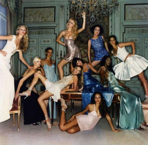 Michaela Bercu, Kirsty Hume, Fashion Fotografie, Estelle Lefébure, Jerry Hall, Nadja Auermann, Jean Shrimpton, Shalom Harlow, Carolyn Murphy