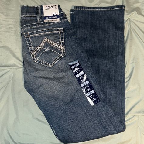 New With Tags, 25s Ariat Jeans Outfit, Cheap Country Jeans, Boot Cut Jeans, Womens Ariat Jeans, Women’s Western Jeans, Women’s Wrangler Jeans, Ariat Jeans, Western Jeans, Jeans Outfit Women