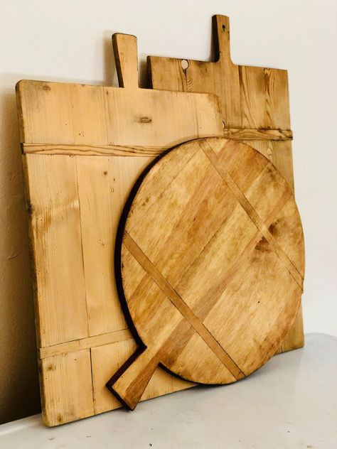 Large Circular Bread Board Display Board Circular Bread | Etsy Bread Board Display, Butcher Block Sealer, Charcuterie Board Pizza, European Bread, French Bread Board, Pizza Board, Bread Boards, Wood Cheese Board, Board Charcuterie