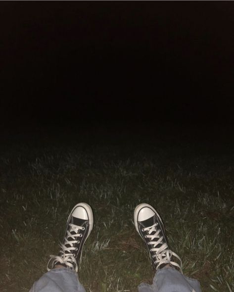 Dark Converse Aesthetic, Worn Converse Aesthetic, Converse Dark Aesthetic, Dirty Converse Aesthetic, Black Converse Aesthetic, Converse Ideas, Converse Collection, Cool Converse, Converse Aesthetic