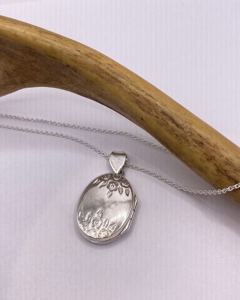 "Vintage oval locket  925 sterling silver  About a 3/4 an inch long without bale.  on a 925 sterling silver chain 16, 18 ,20, 22\" or 24\" Lovely etched design Can hold tiny sized photo. Laminate photo before inserting for longevity  Thank you for supporting a veteran owned, small business! All jewelry is shipped free within the US in a stylish gift box" Silver Locket Bracelet, Silver Locket Necklace, Locket Bracelet, Whimsical Jewelry, Oval Locket, Silver Locket, Sterling Silver Chain Necklace, Photo Locket, Photo Vintage