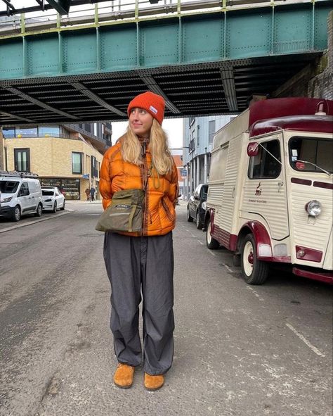 Streetwear Fall, Streetwear Essentials, Cold Outfits, Winter 2023, High Fashion Street Style, Vintage Streetwear, Swag Outfits, Streetwear Women, Outdoor Outfit