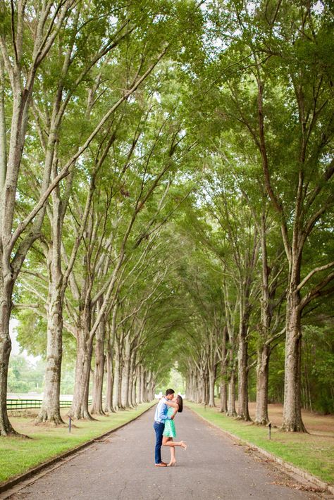 Berry College Engagement pictures Berry College Engagement Pictures, Berry College Photography, Berry College, College Couples, College Pictures, College Photography, Engagement Photo Outfits Fall, Picture Inspiration, Engagement Pics