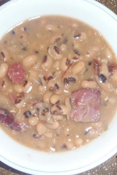 Black eyed peas with smoked neckbones in CrockPot Neckbones In Crockpot, Ham Hocks And Beans, Ham Hocks, Cooking Pumpkin, Ham Hock, Using A Pressure Cooker, Beans Recipe, Smoked Pork, Southern Cooking