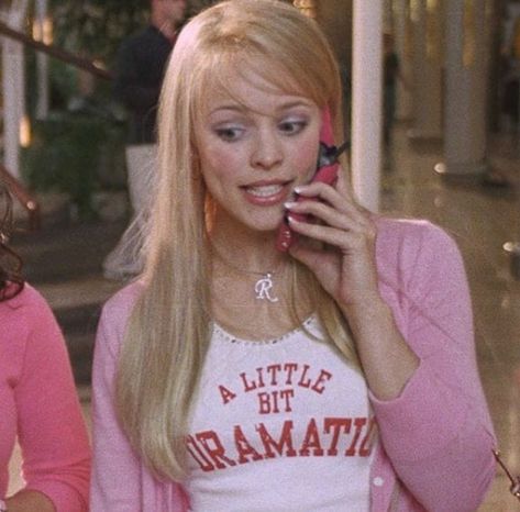 Regina George Actress, Regina George Aesthetic, George Aesthetic, Mean Girls Aesthetic, Photowall Ideas, Johnny B, Mean Girls Movie, Regina George, 2000s Aesthetic