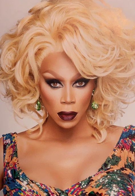 Rupaul In Drag, Rupaul Drawing, Rupaul Tattoo, Rupaul Drag Race, Celebrities Quotes, Best Drag Queens, Rupaul Drag Queen, Drag Make-up, Drag Queen Makeup