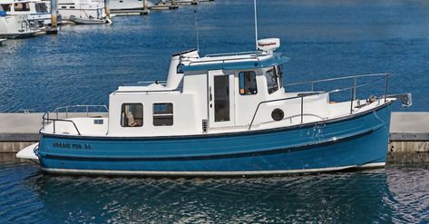 Wood Boat Building, Boat House Interior, Boat Interior, Wood Boats, Castle House, Ft Lauderdale, Tug Boats, Boat Building, Fuel Efficient