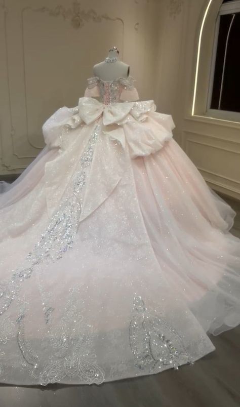 Quinceanera Dresses Bow In Back, Quinceñera Dresses Pink, Quinceanera Dresses With Straps, Xv Dresses Pink, Pink Prom Ideas, Pink Dress Quinceanera, Sparkle Quinceanera Dresses, Debut Dresses Filipino, Beige Quinceanera Dresses