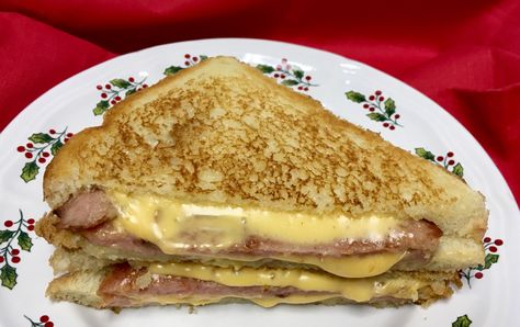 SPAM & Cheese Sandwich Spam Sandwich, Spam Recipes, Ham And Cheese Sandwich, Ham Cheese, Bread Toast, Delicious Sandwiches, Cheese Sandwich, Grilled Cheese Sandwich, Yes I Did