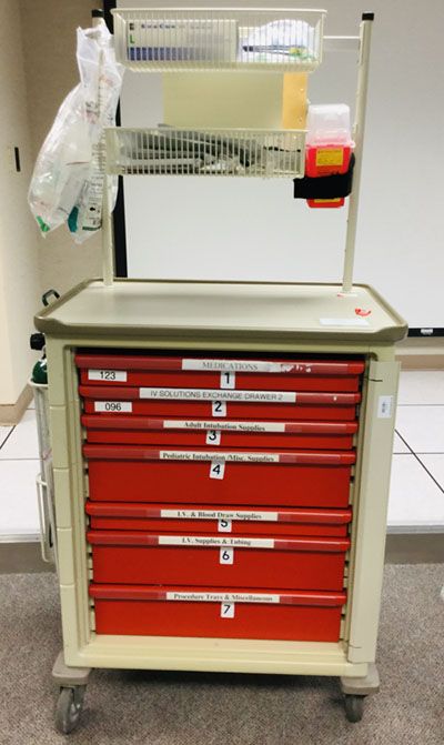 Crash Cart Nursing, Iv Solutions, Er Tech, Nuclear Medicine, Oral Surgeon, Uc Davis, Pediatric Nurse, Pediatric Nursing, Emergency Room