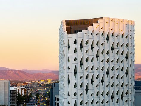 Does Denver’s New Populus Hotel Live Up to the Hype? Denver Architecture, Downtown Denver Colorado, Colorado Cabins, Urban Village, Aspen Tree, Timber Architecture, Denver City, Seattle Homes, Harbor House