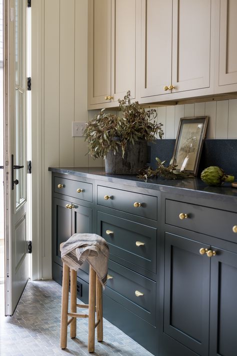 🍃#aanovodesignbuild #chlowcountry | Photo by @sarahshieldsphoto 📷 Mudroom Laundry, Laundry Mudroom, Butlers Pantry, Boot Room, Transitional Kitchen, Laundry Mud Room, Laundry Room Design, Utility Room, Black Kitchens