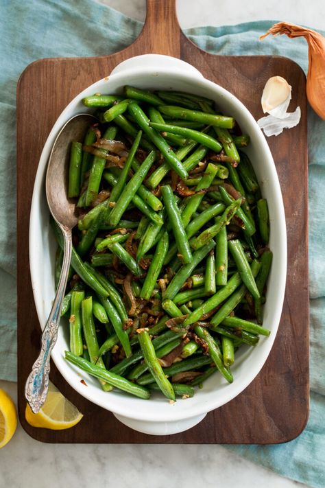 Sautéed Green Beans Caramelized Shallots, Sauteed Green Beans, Can Green Beans, Cooking Green Beans, Frozen Green Beans, Fresh Asparagus, Fresh Green Beans, Green Bean Recipes, Cooking Classy