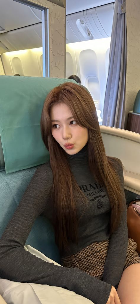 Korean Hairstyles, Sana Momo, Sana Minatozaki, Dara Kpop, Twice Sana, Korean Hairstyle, Korean Beauty, Kpop Girl Groups, Every Woman